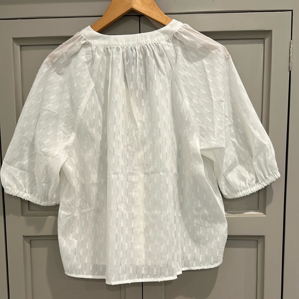 Universal Thread White Button-Front Blouse - Picture 6 of 12